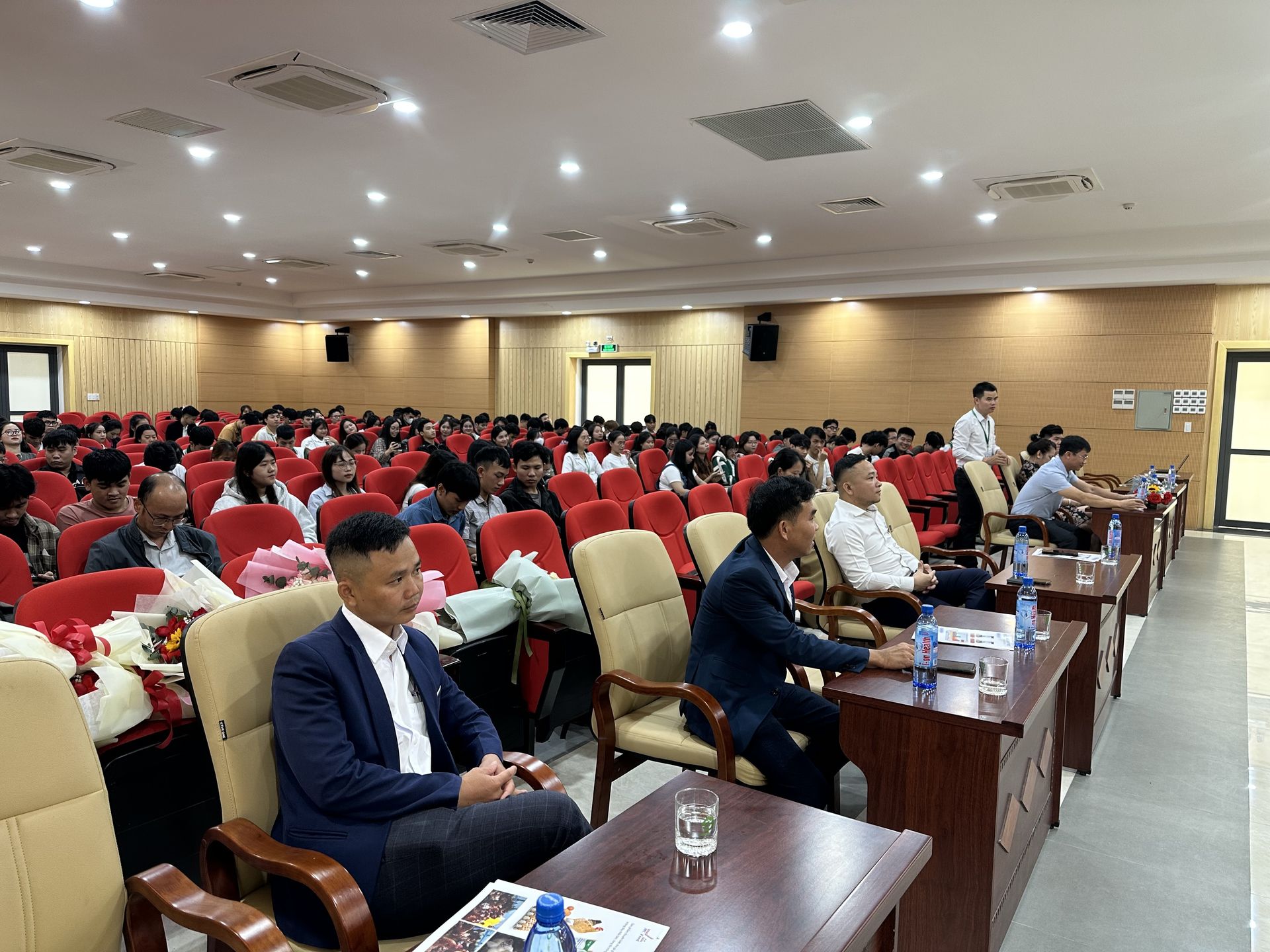 Ngày hội định hướng việc làm ngành chăn nuôi